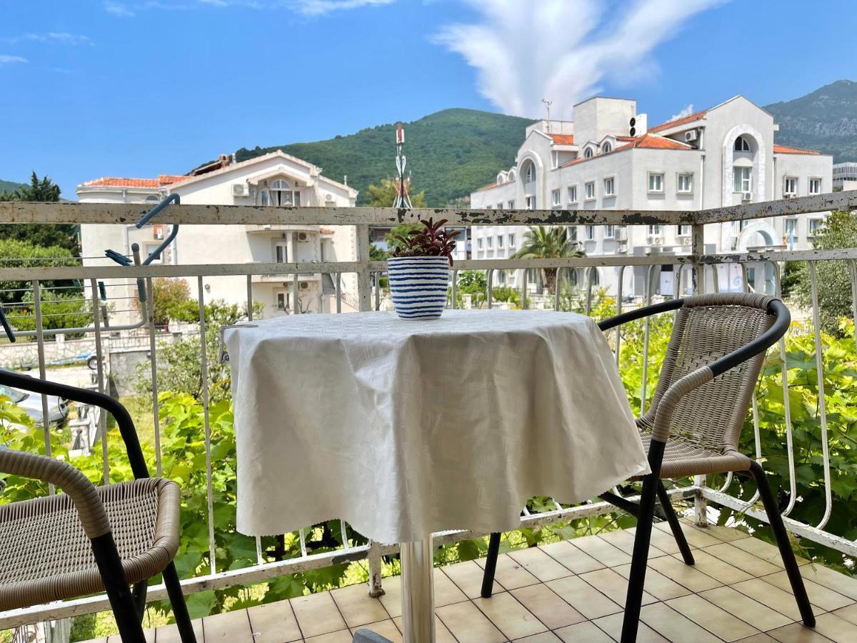 Garden House Budva Exterior photo